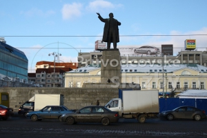 socha Lenina na nám. 1905. roku
